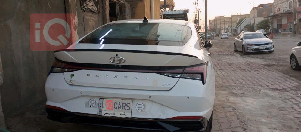 هیوندای ئەلەنترا